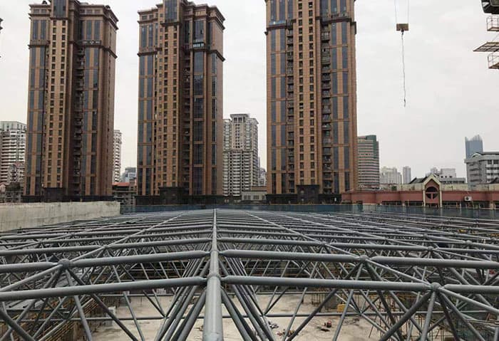 涟源螺栓球网架结构